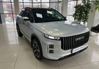 Подержанный автомобиль Jaecoo J7 2024 года (3 фото)
