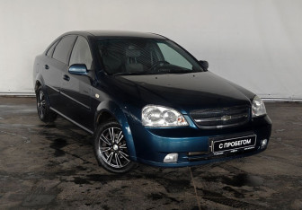 Подержанный автомобиль Chevrolet Lacetti Sedan 2007 года (3 фото)