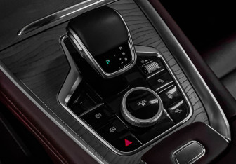 Подержанный автомобиль Chery Tiggo 8 Pro Max 2023 года (21 фото)