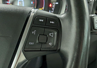 Подержанный автомобиль Volvo XC70 2014 года (28 фото)