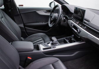 Подержанный автомобиль Audi A5 Liftback 2020 года (10 фото)