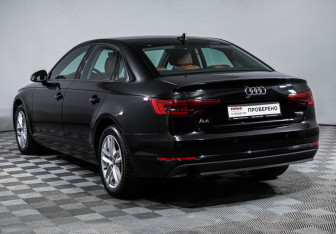 Подержанный автомобиль Audi A4 Sedan 2017 года (7 фото)