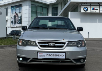 Подержанный автомобиль Daewoo Nexia Sedan 2013 года (2 фото)