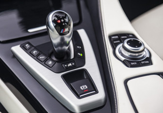 Подержанный автомобиль BMW M6 Sedan 2013 года (29 фото)