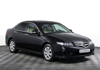 Подержанный автомобиль Honda Accord Sedan 2006 года (3 фото)
