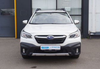 Подержанный автомобиль Subaru Outback Wagon 2020 года (2 фото)