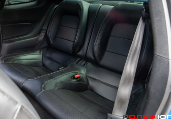 Подержанный автомобиль Ford Mustang Coupe 2019 года (8 фото)