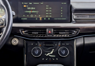 Подержанный автомобиль Exeed VX 2022 года (15 фото)