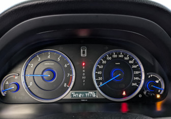 Подержанный автомобиль Honda Crosstour 2014 года (16 фото)