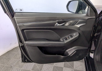 Подержанный автомобиль Haval Jolion 2023 года (19 фото)