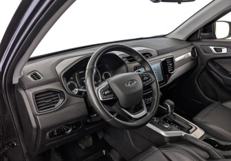 Подержанный автомобиль Chery Tiggo 4 2021 года (15 фото)