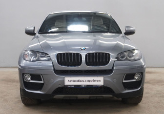 Подержанный автомобиль BMW X6 2012 года (2 фото)