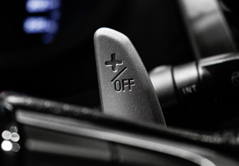 Подержанный автомобиль Mitsubishi Pajero Sport 2017 года (19 фото)