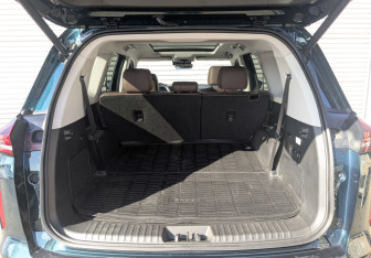 Подержанный автомобиль Exeed VX 2023 года (10 фото)