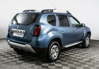 Подержанный автомобиль Renault Duster 2015 года (5 фото)