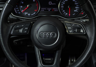 Подержанный автомобиль Audi A5 Coupe 2018 года (12 фото)