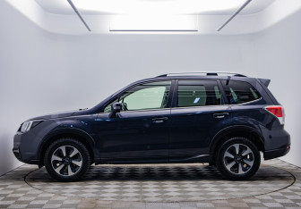 Подержанный автомобиль Subaru Forester Suv 2016 года (8 фото)