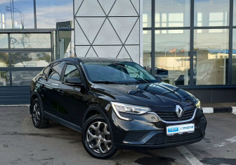 Подержанный автомобиль Renault Arkana 2019 года (3 фото)