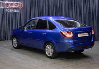 Подержанный автомобиль LADA (ВАЗ) Granta Liftback 2021 года (6 фото)