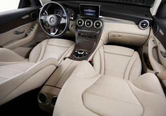 Подержанный автомобиль Mercedes-Benz GLC Coupe 2018 года (22 фото)