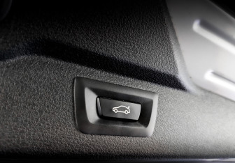 Подержанный автомобиль BMW X5 2015 года (27 фото)