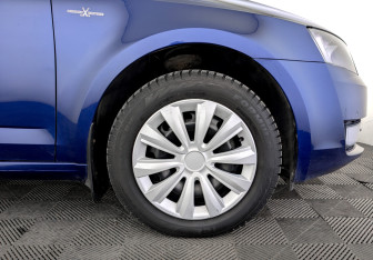 Подержанный автомобиль Skoda Octavia Liftback 2015 года (18 фото)