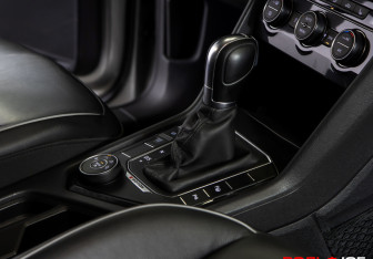 Подержанный автомобиль Volkswagen Tiguan 2018 года (16 фото)