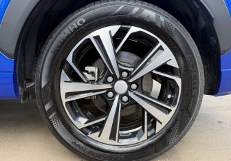 Подержанный автомобиль JAC JS6 2023 года (9 фото)