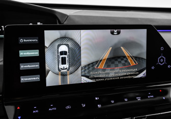 Подержанный автомобиль Changan UNI-K 2023 года (14 фото)