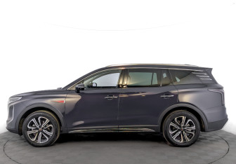 Новый Hongqi HS7 2025 (3 фото)