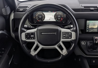 Подержанный автомобиль Land Rover Defender Suv 2021 года (21 фото)