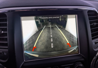 Подержанный автомобиль Jeep Grand Cherokee 2018 года (24 фото)