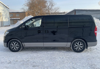 Подержанный автомобиль Hyundai H-1 2019 года (8 фото)