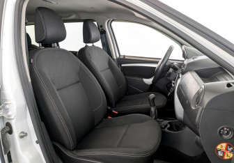 Подержанный автомобиль Nissan Terrano 2021 года (23 фото)