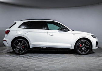 Новый Audi Q5 2025 (4 фото)