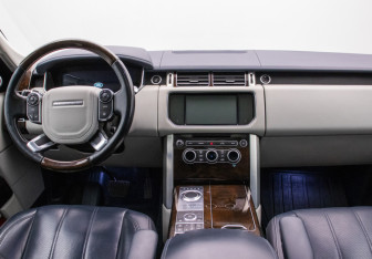 Подержанный автомобиль Land Rover Range Rover 2016 года (13 фото)