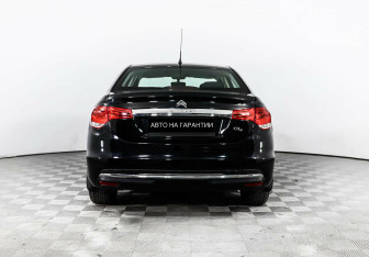 Подержанный автомобиль Citroen C4 Sedan 2019 года (4 фото)