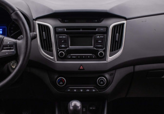 Подержанный автомобиль Hyundai Creta 2017 года (14 фото)