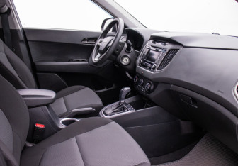 Подержанный автомобиль Hyundai Creta 2019 года (9 фото)