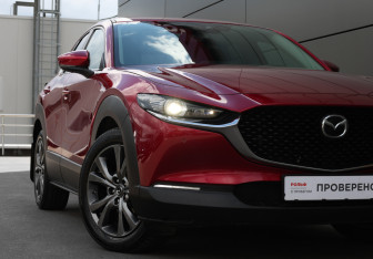 Подержанный автомобиль Mazda CX-30 2021 года (23 фото)