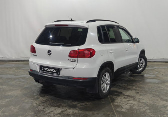Подержанный автомобиль Volkswagen Tiguan 2014 года (7 фото)