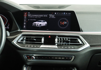 Подержанный автомобиль BMW X6 2020 года (16 фото)