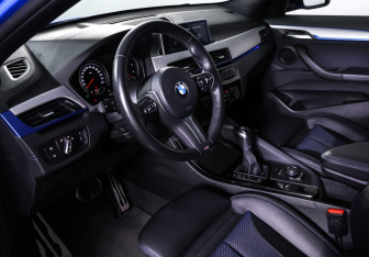 Подержанный автомобиль BMW X2 2021 года (15 фото)