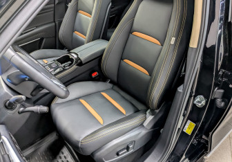 Подержанный автомобиль FAW Bestune T77 2023 года (20 фото)