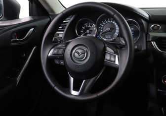 Подержанный автомобиль Mazda 6 Sedan 2015 года (15 фото)