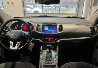 Подержанный автомобиль Kia Sportage 2013 года (14 фото)