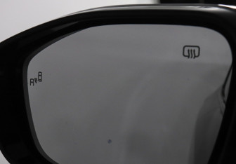 Подержанный автомобиль Changan UNI-K 2024 года (16 фото)