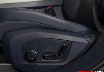 Подержанный автомобиль Zeekr 001 2024 года (17 фото)