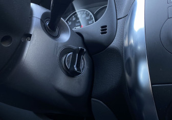 Подержанный автомобиль Suzuki SX4 Hatchback 2009 года (16 фото)