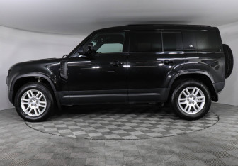 Подержанный автомобиль Land Rover Defender Suv 2022 года (8 фото)